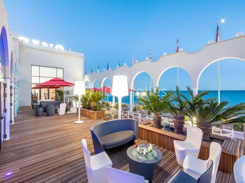 Апартаменты Patio De La Pietonne Ментона Экстерьер фото